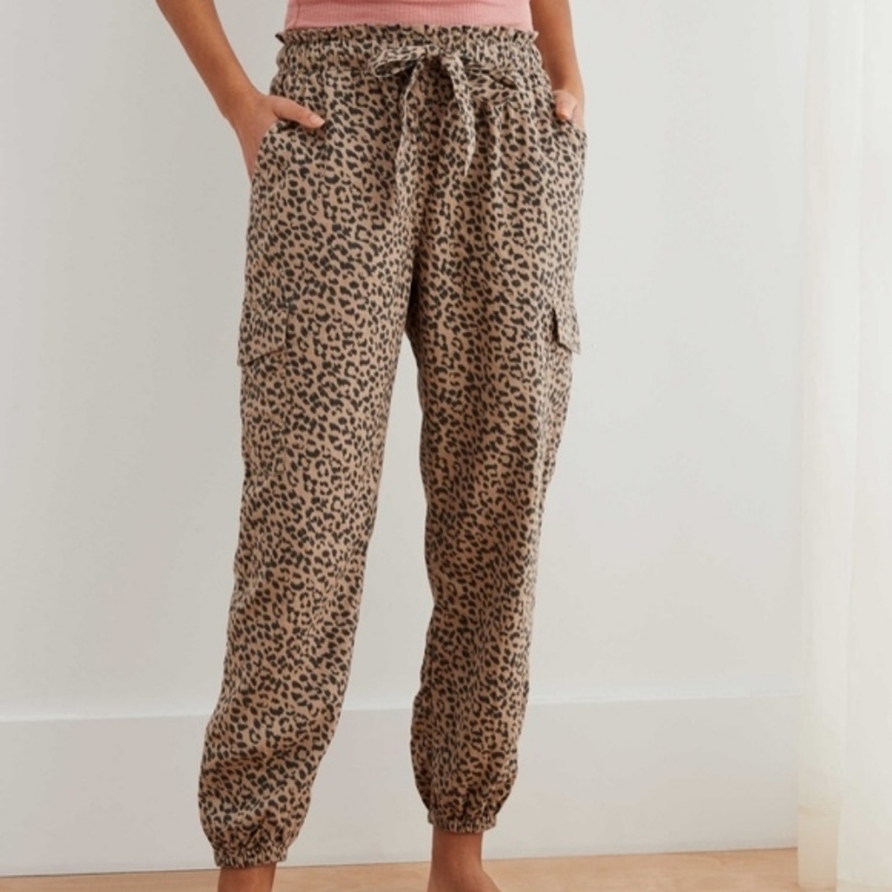 American Eagle cheetah print joggers